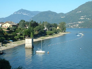 LAGO E MONTI CON FIDO